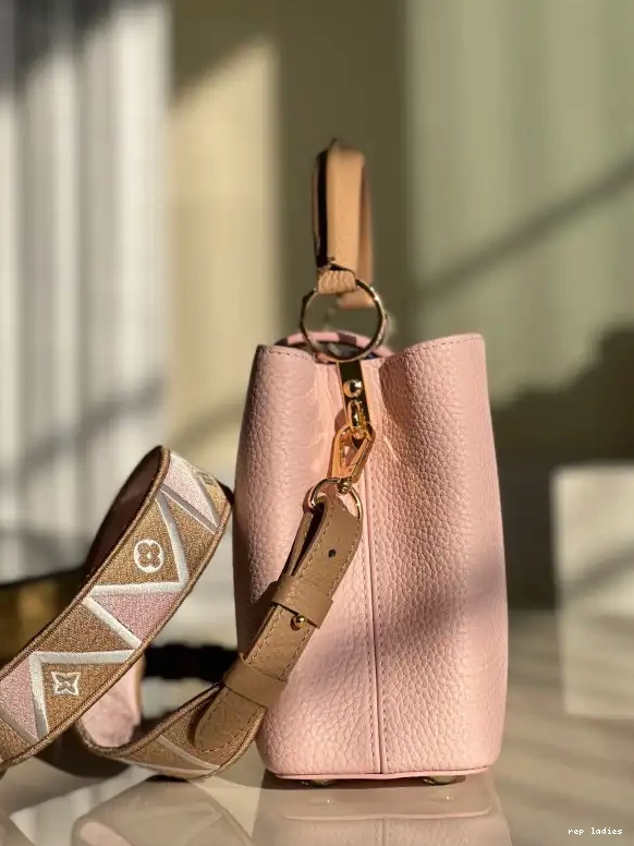 Cheap LOUIS BB VUITTON CAPUCINES 0508